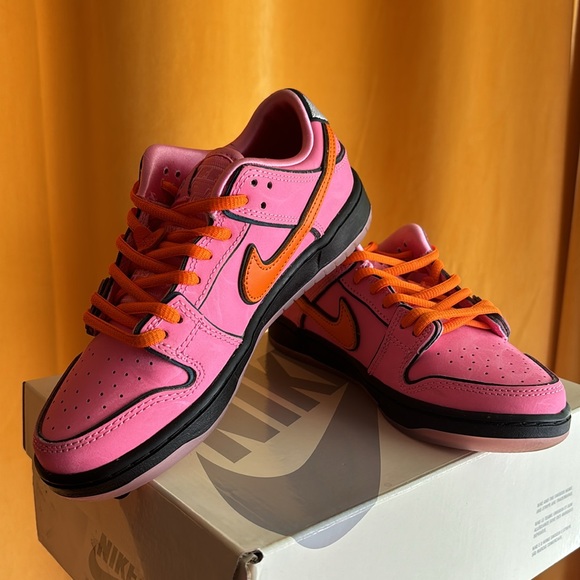 Nike SB Dunk Low "The Powerpuff Girls Blossom" 1.5 Y - Picture 6 of 16